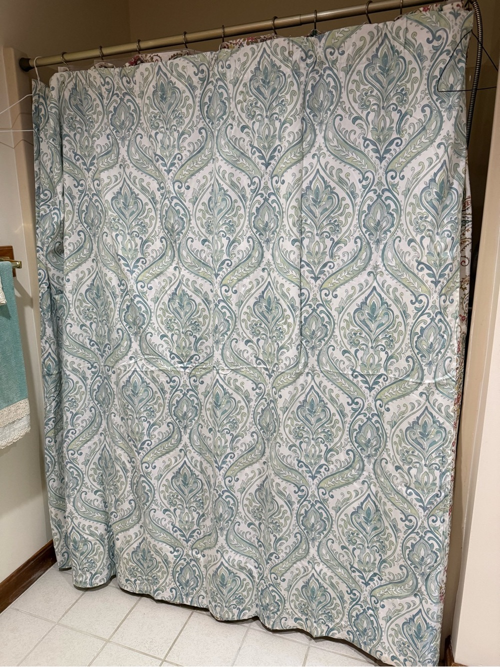 Elegant Teal Damask Shower Curtain - Classic Pattern